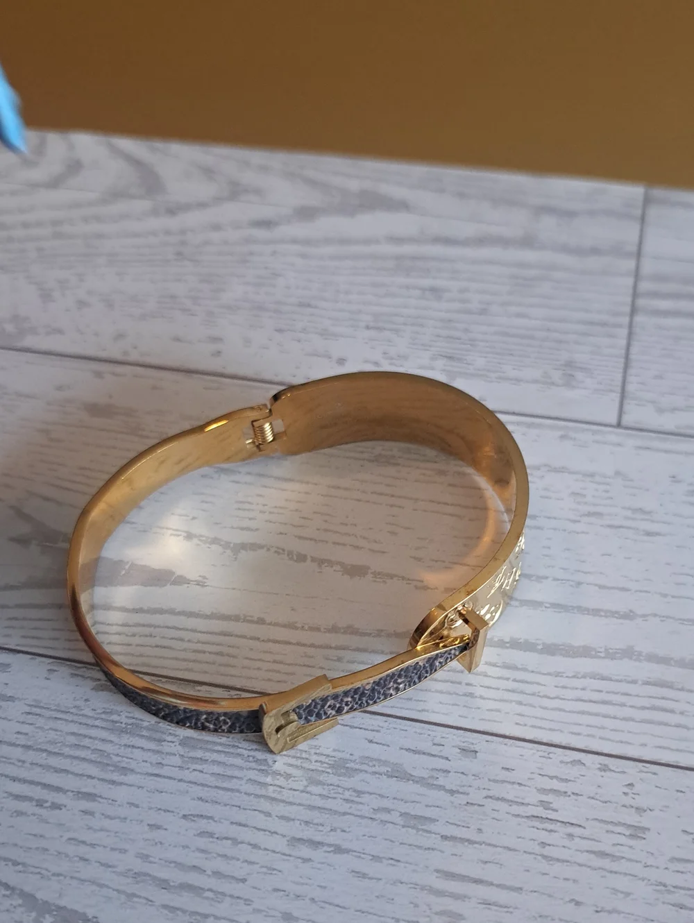 Gold Leather-Trim Hinged Bangle Bracelet - Gold